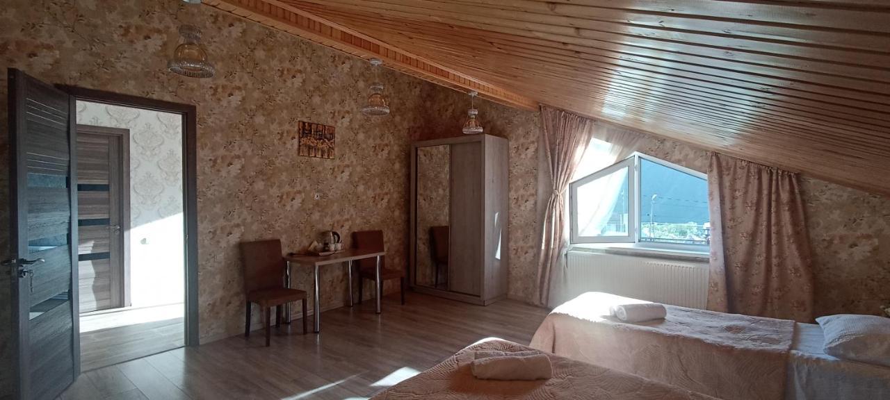 Guest House Tamta Kazbegi Esterno foto
