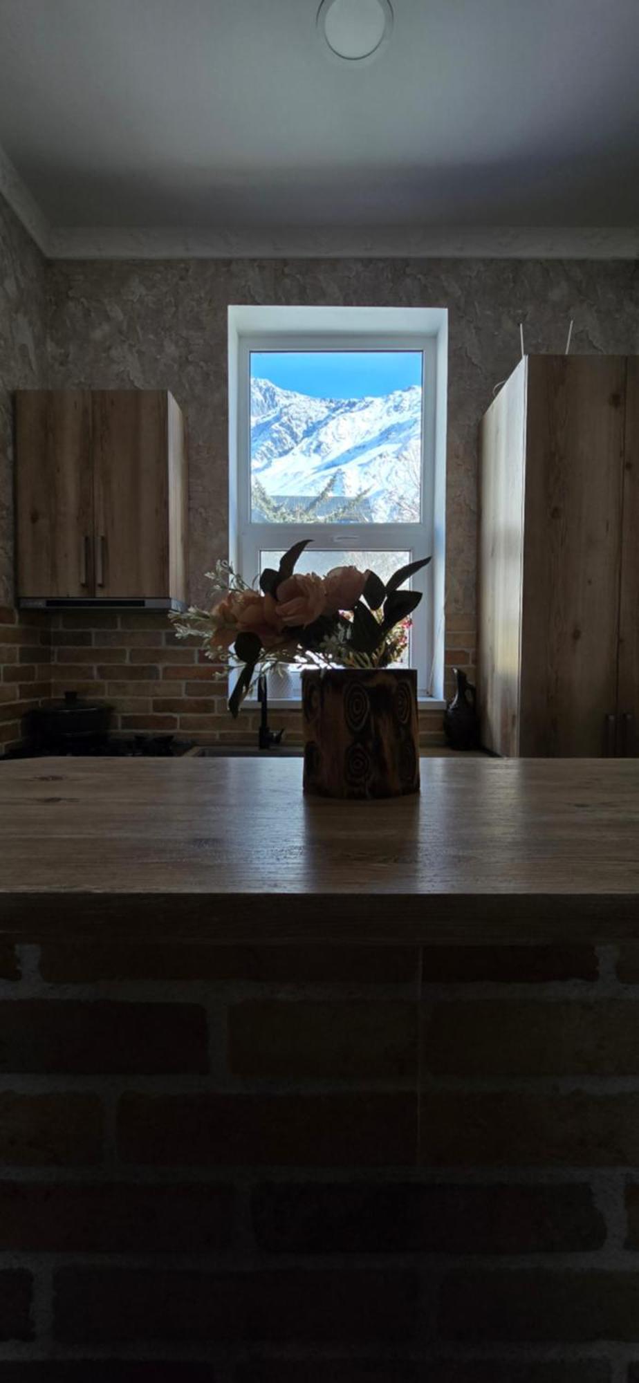 Guest House Tamta Kazbegi Esterno foto
