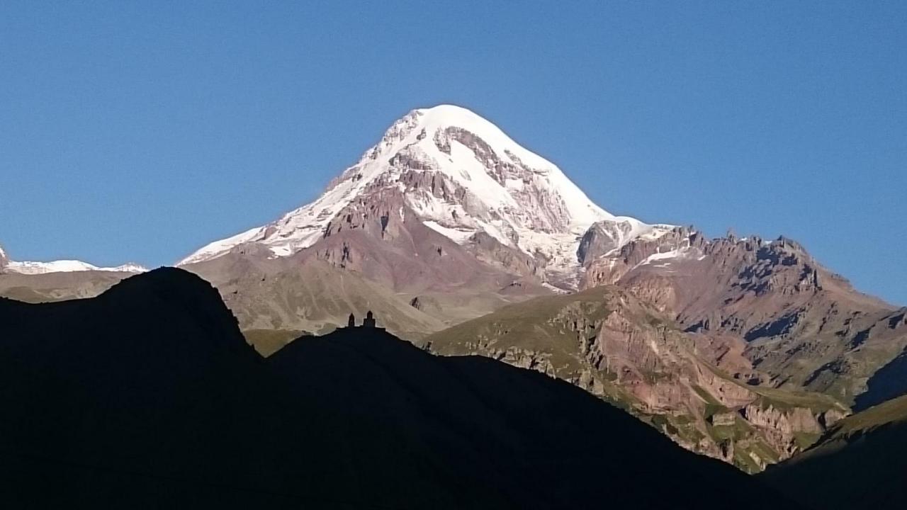 Guest House Tamta Kazbegi Esterno foto